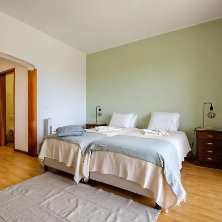 Clear Sky - 4br Апартаменты